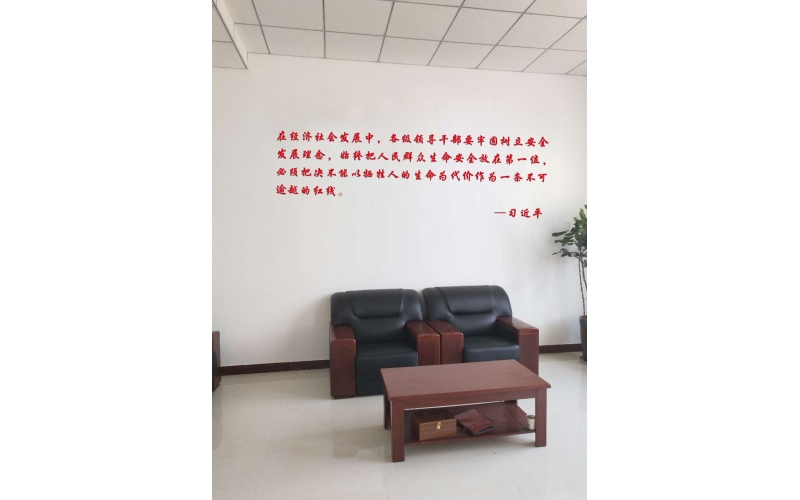 企業(yè)歡迎墻、拍照墻、宣傳展板、導(dǎo)視系統(tǒng)等物料延伸設(shè)計